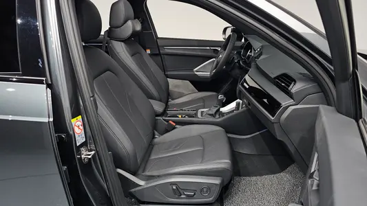 Audi Q3 (F3) 35 TDI 2025 27