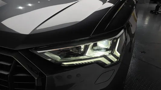 Audi Q3 (F3) 35 TDI 2025 23