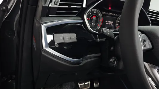 Audi Q3 (F3) 35 TDI 2025 34