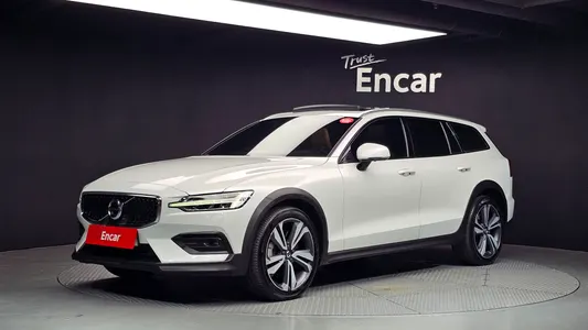Volvo V60 2 T5 AWD 2020