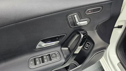 Mercedes-Benz A-Class W177 A220 2020 18