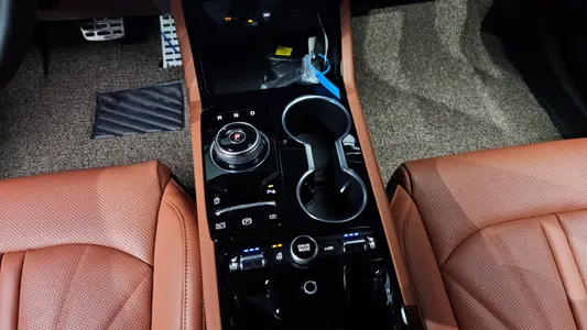 Kia K5 3 1.6 2025 9