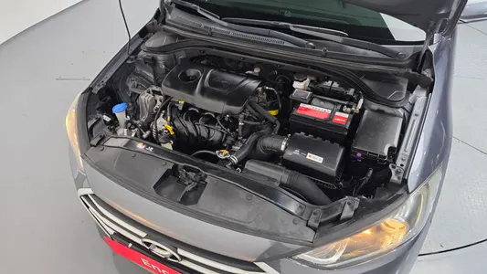 Hyundai AD 1.6 GDI 2017 6