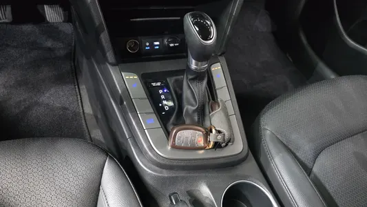 Hyundai AD 1.6 GDI 2017 9