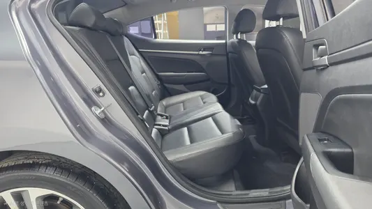 Hyundai AD 1.6 GDI 2017 12