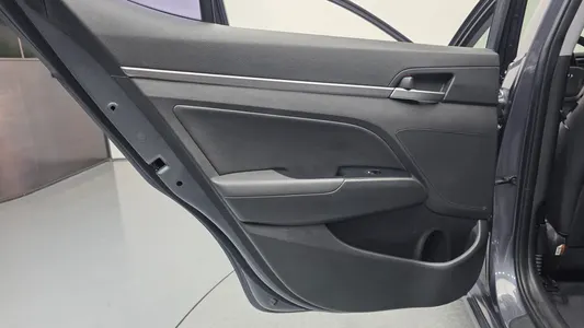 Hyundai AD 1.6 GDI 2017 25