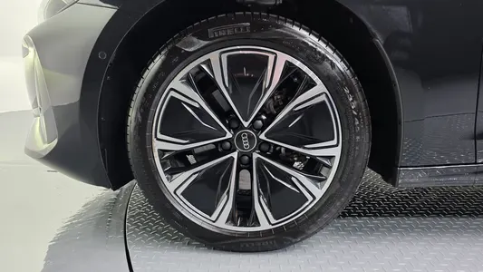 Audi A5 (B10) 40 TFSI 2025 5