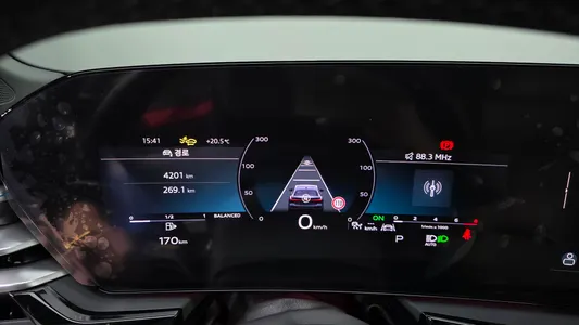 Audi A5 (B10) 40 TFSI 2025 8