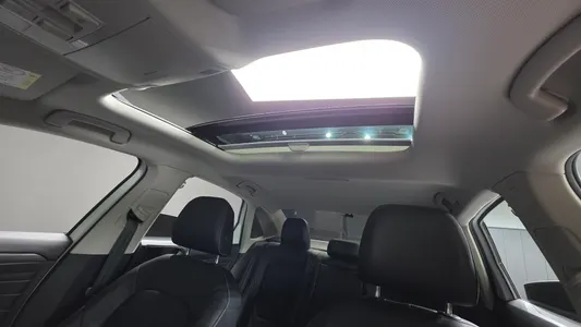 Volkswagen 7 1.5 TSI 2023 11