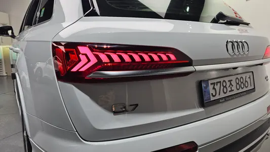 Audi Q7 (4M) 45 TDI 2021 23
