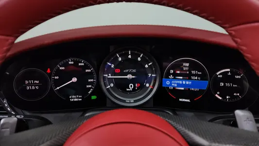 Porsche 911 (992) 4 GTS 2023 8