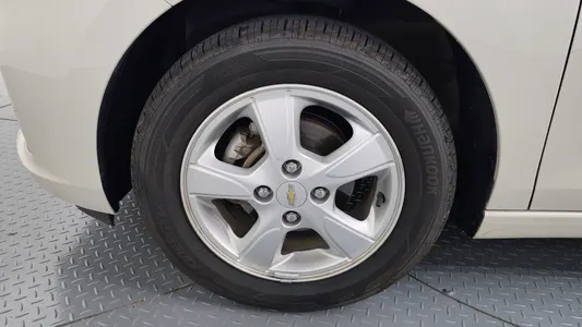 Chevrolet Spark LT 2019 4