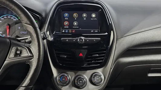 Chevrolet Spark LT 2019 13