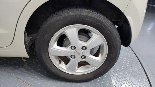 Chevrolet Spark LT 2019 21