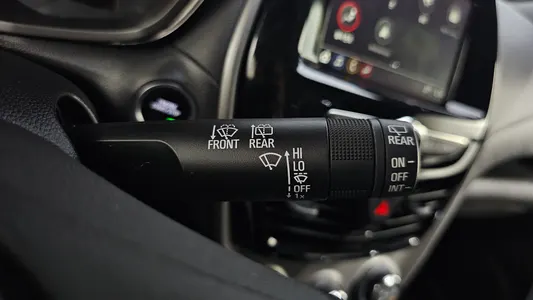 Chevrolet Spark LT 2019 28