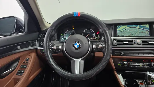 BMW 5 Series (F10) 520d M 2016 13