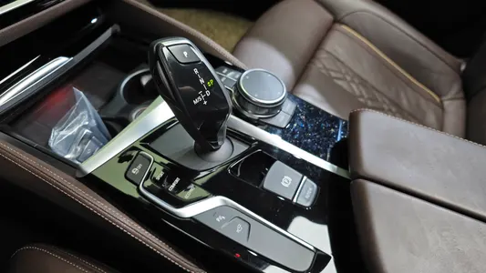 BMW 5 Series (G30) 530i xDrive M 2019 9