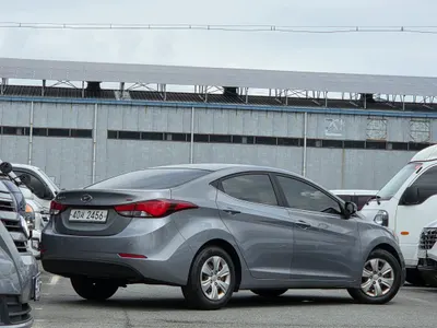 Hyundai 아반떼 1.6 GDi 2013 6