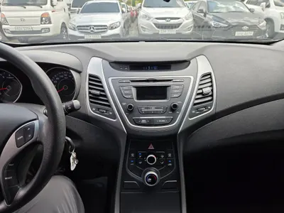 Hyundai 아반떼 1.6 GDi 2013 11