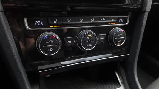 Volkswagen 7 2.0 TDI 2014 17
