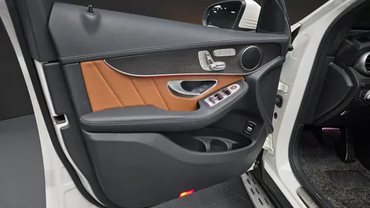 Mercedes-Benz GLC-Class X253 GLC300 4MATIC 2022 24