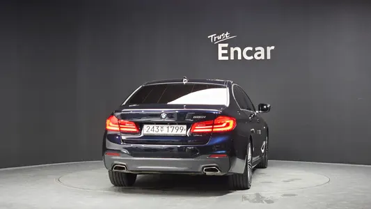 BMW 5 Series (G30) 530i M 2019 4
