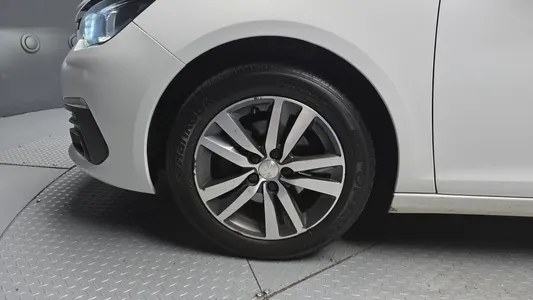 Peugeot 308 2 1.5 BlueHDi 2019 5