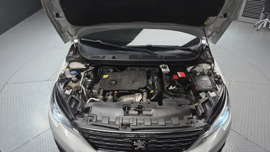 Peugeot 308 2 1.5 BlueHDi 2019 6