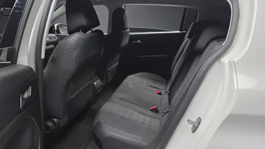 Peugeot 308 2 1.5 BlueHDi 2019 11