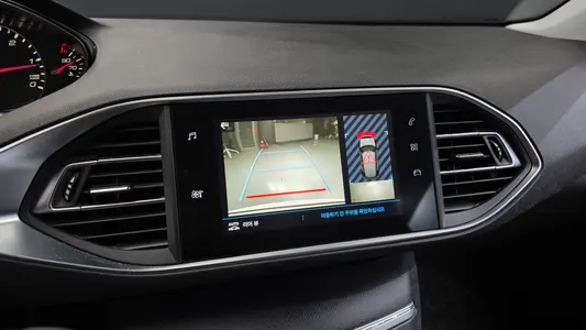 Peugeot 308 2 1.5 BlueHDi 2019 14