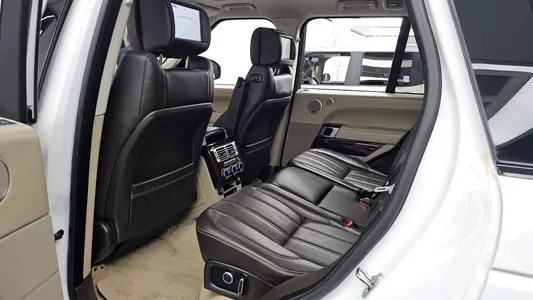 Land Rover 4 5.0 SC Vogue SE 2017 26