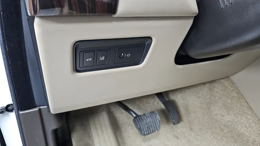 Land Rover 4 5.0 SC Vogue SE 2017 28