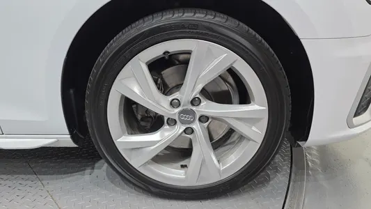 Audi A4 (B9) 40 TFSI 2021 21