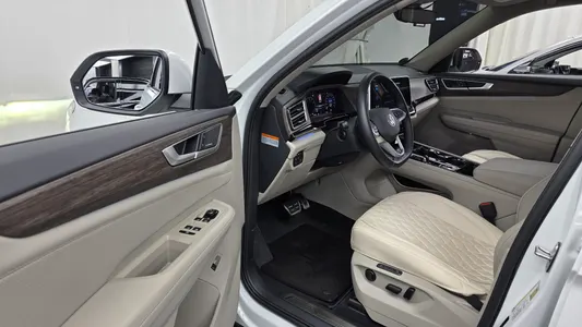 Volkswagen 아틀라스 2.0 TSI R-LINE 7 2025 10