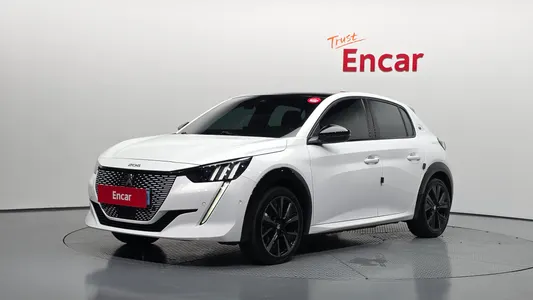 Peugeot e-208 2 GT 2023