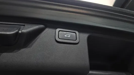 Land Rover 디스커버리 스포츠 2.0 TD4 HSE 2017 31