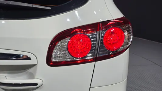 Hyundai CM 2WD(2.0 e-VGT) MLX 2011 23