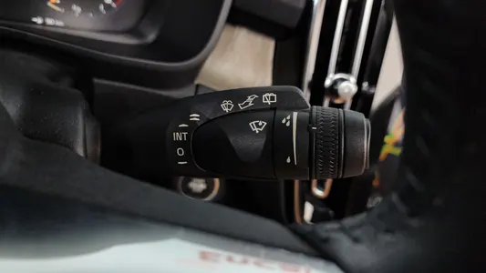 Volvo XC40 T4 2019 17