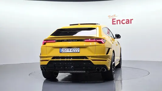 Lamborghini 우루스 4.0 V8 S 2024 4