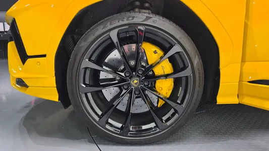 Lamborghini 우루스 4.0 V8 S 2024 5