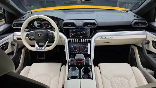Lamborghini 우루스 4.0 V8 S 2024 7