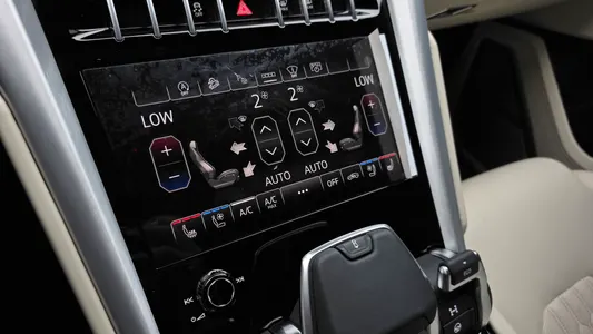 Lamborghini 우루스 4.0 V8 S 2024 17