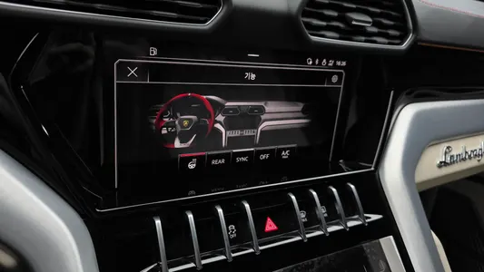 Lamborghini 우루스 4.0 V8 S 2024 19