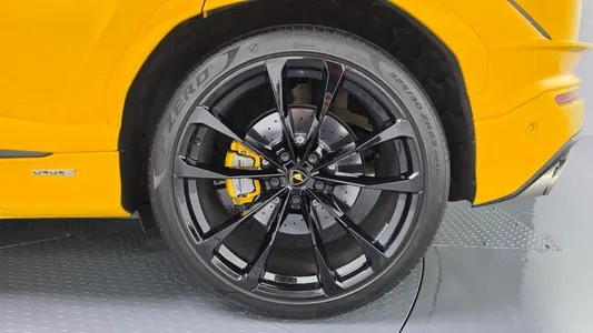 Lamborghini 우루스 4.0 V8 S 2024 21