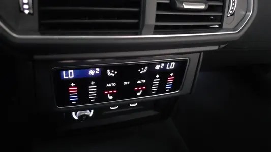 Lamborghini 우루스 4.0 V8 S 2024 31