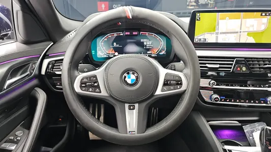 BMW 5 Series (G30) 520i M 2023 13