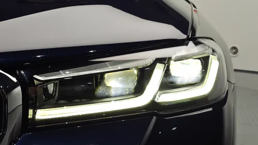 BMW 5 Series (G30) 520i M 2023 22