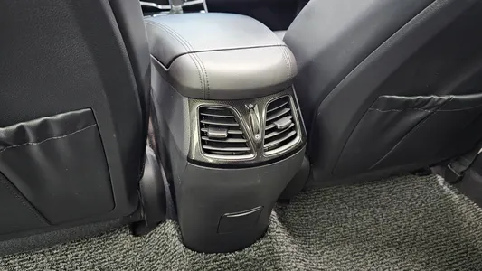 Hyundai Grandeur HG HG220 2016 30