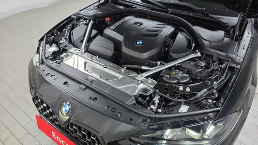 BMW 4 Series (G22) 420i M 2026 5