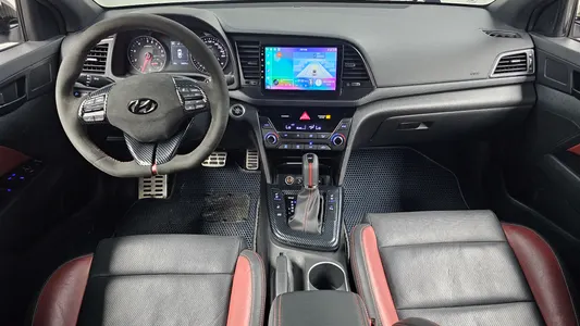 Hyundai AD 1.6 2016 7